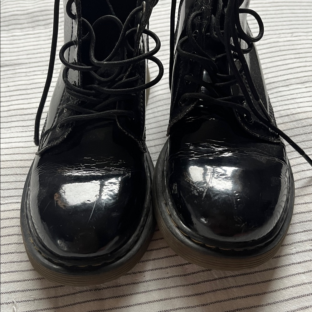 Doc Marten Delaney patent boots - Picture 6 of 6